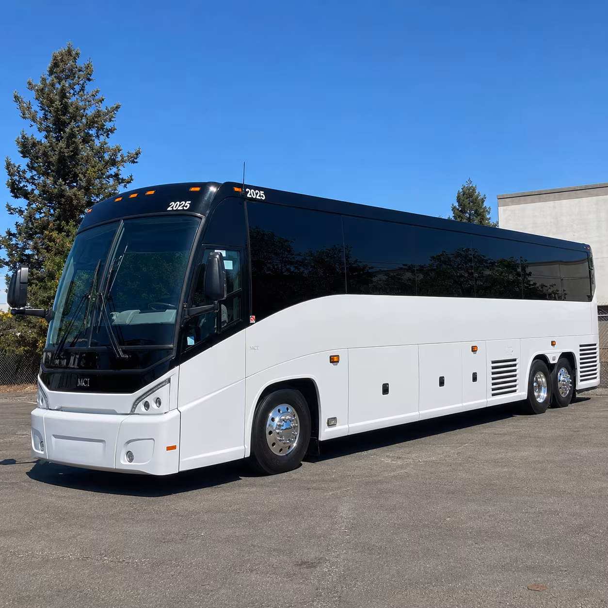 corporate airport shuttle service between coral springs and fort lauderdale hollywood international airport fll